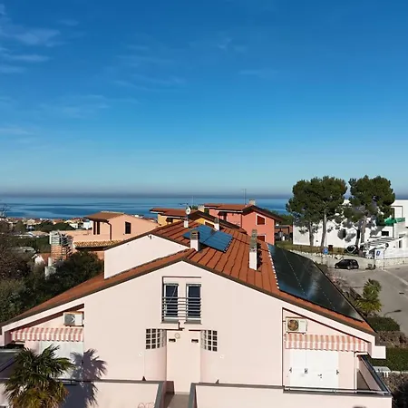 Palme 14 - Marcelli, Bilocale Con Terrazzino, Le Palme
