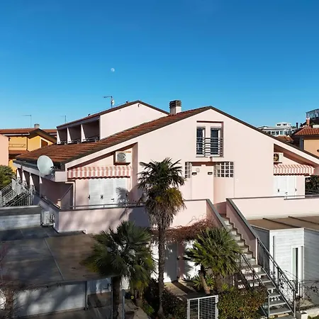 Palme 14 - Marcelli, Bilocale Con Terrazzino, Le Palme شقة